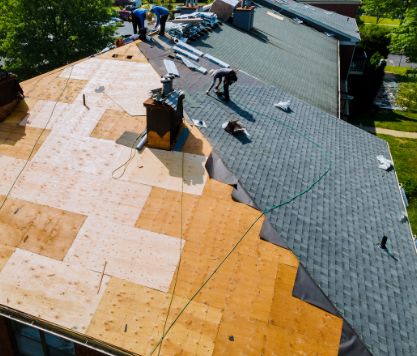 SunVena Roofing contractors providing emergency hurricane roof repair in Polk County, FL